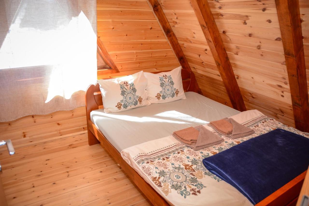 Ville Uskoci Zabljak  Luaran gambar